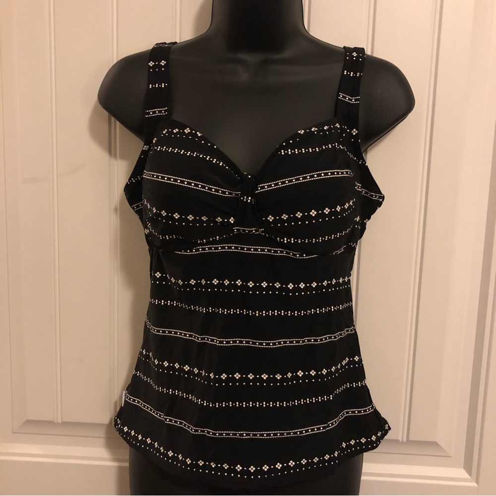 Black and White Swim Top / Tankini Size Medium